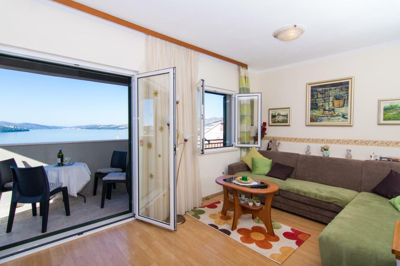 Apartmani Mm Trogir Luaran gambar